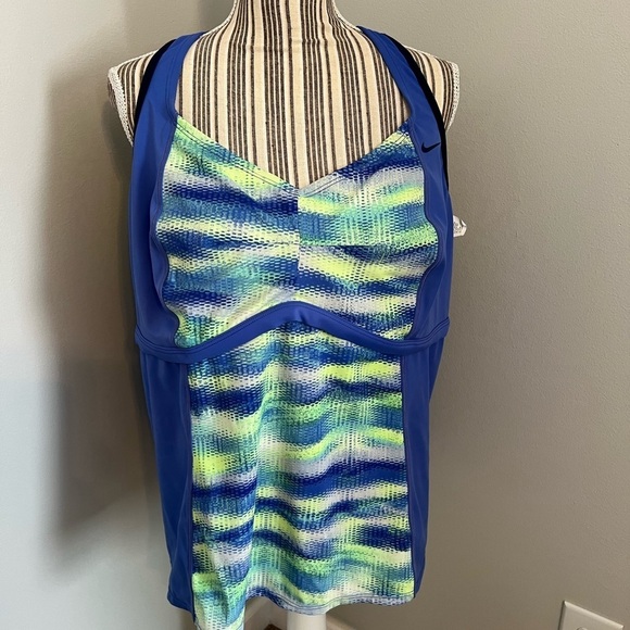 Nike Plus Size Tank Work Out Size 3X - Picture 1 of 7